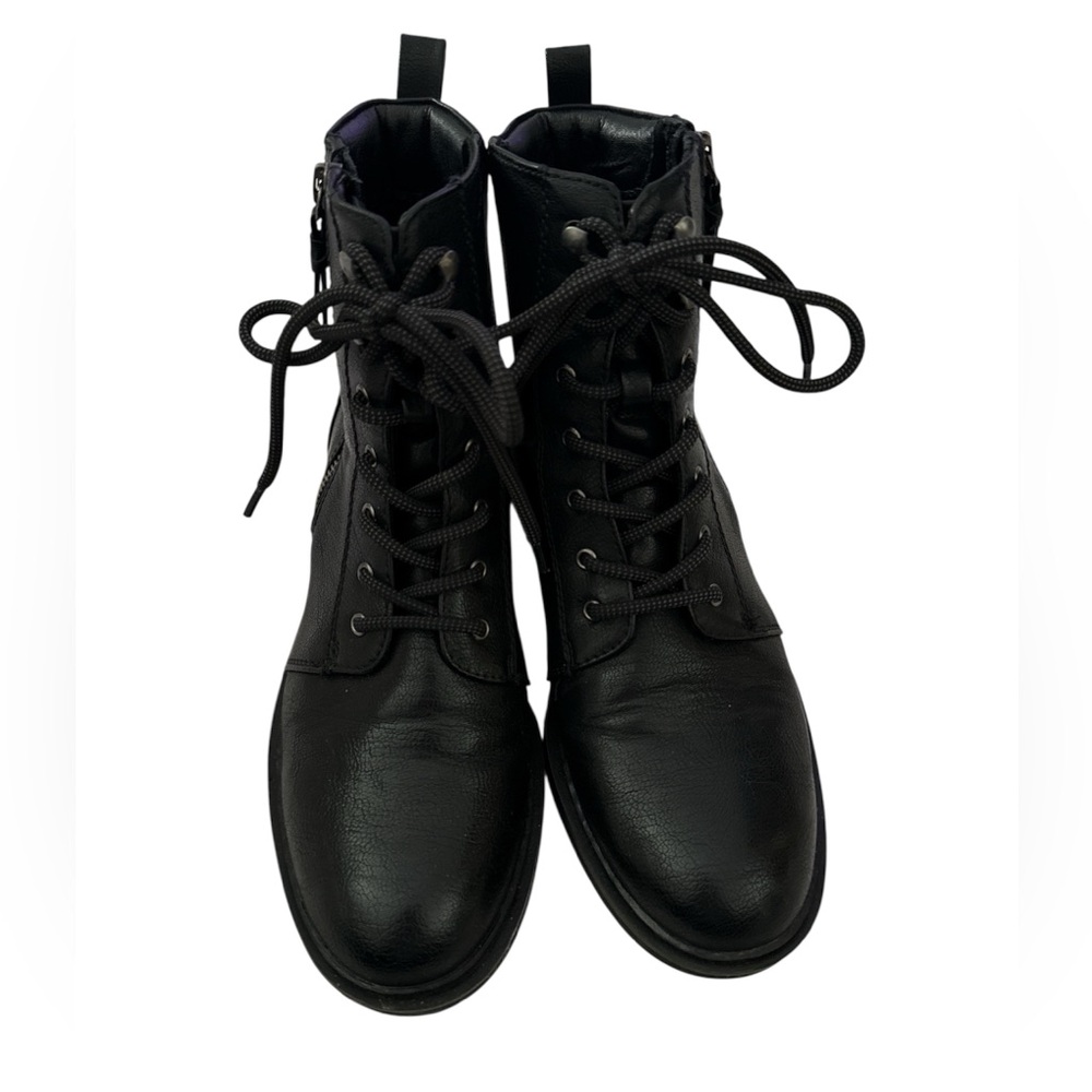 Baretraps Lace Up Boots